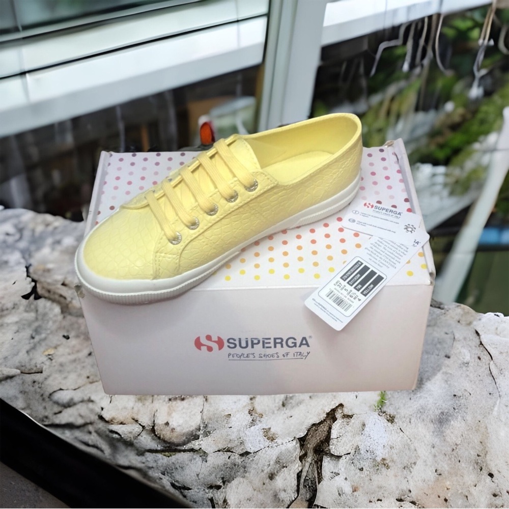 Superga Lace Up Croc-Stamped Scaling Sneakers Size 37 NIB